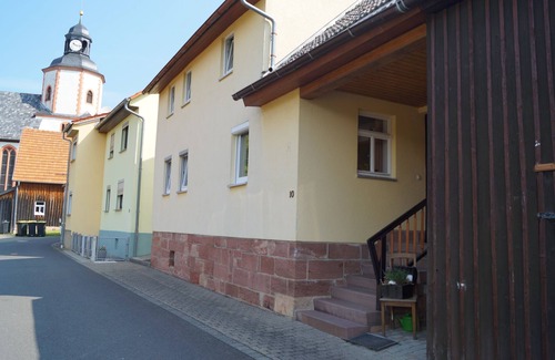 Unterweid Apartment | Cozy vacation home (140 sqm) for up to 5 people with fully equipped kitchen