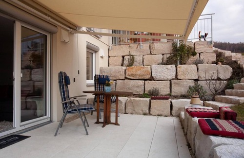 Ludwigshafen Apartment | Cozy vacation apartment within walking distance of Lake Constance