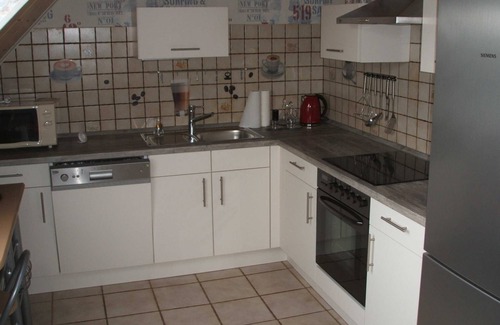 Dormagen Apartment | Cozy vacation and trade fair apartment directly on the Rhine - Cozy vacation and trade fair apartment