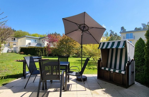 Gelbensande Condo | Cozy vacation apartment in the countryside with garden and terrace