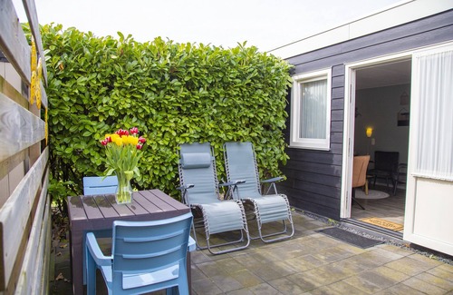 Westkapelle House | Cozy vacation apartment in the center and near the beach