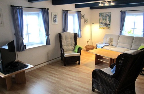 Falshoft Apartment | Cozy vacation apartment for 4 people in a rustic thatched house