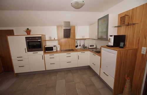 Gaming Apartment | Cozy vacation apartment with balcony/terrace and separate kitchen