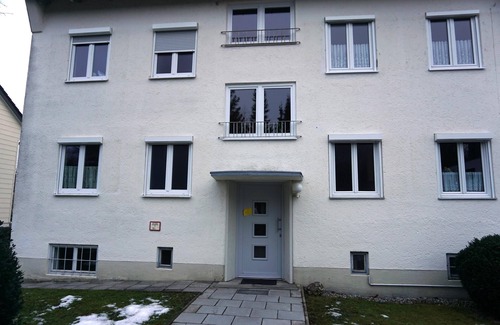 Dachau District Apartment | "Cozy vacation apartment in Dachau - ideal for families and relaxation!"