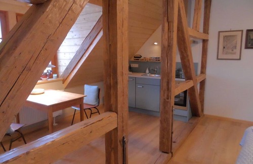 Roßdorf Apartment | Cozy vacation apartment (40 sqm) for up to two people with free WiFi