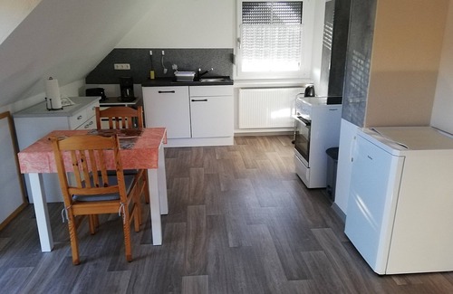 Naila Apartment | Cozy vacation apartment with far-reaching views of the countryside for 1 - 2 people. Close to nature!