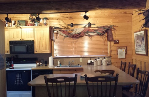 Island Park Cabin | Cozy Vacation Cabin in Island Park