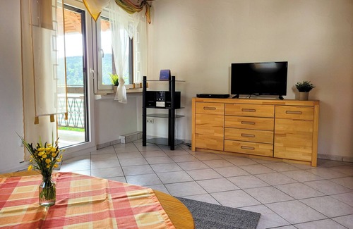 Schoenau an der Brend Apartment | Cozy vacation apartment with covered terrace