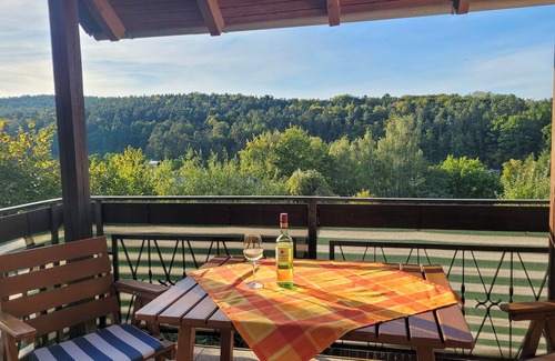 Schoenau an der Brend Apartment | Cozy vacation apartment with covered terrace