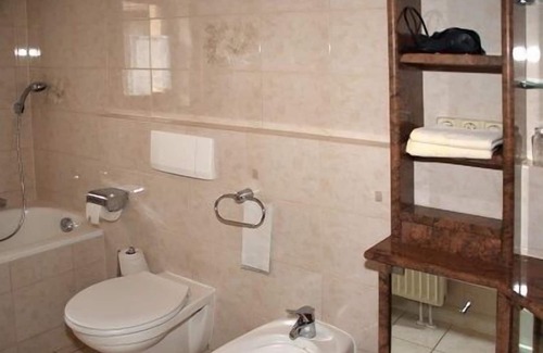 Tauberrettersheim Apartment | Cozy vacation home with fireplace and flatscreen TV perfect for 2 people