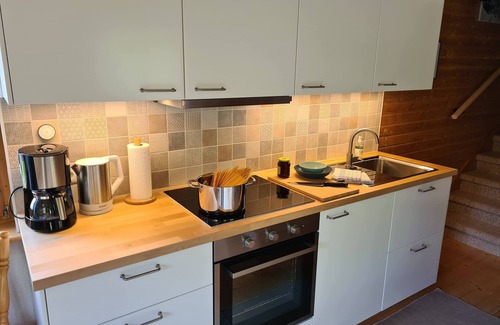 Raggal House | Cozy vacation home in a quiet location, great hiking trails right on the doorstep