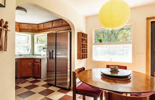 Bearsville House | Cozy vacation home in the Catskills