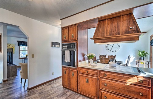 Elizabethton House | Cozy Vacation Rental Home Near Watauga Lake!