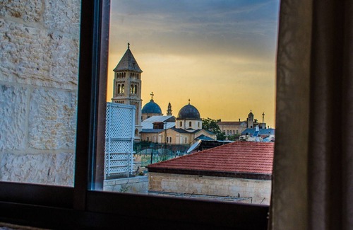 Old City Apartment | Cozy, Vacation Rental in the Jewish Qtr. Old Jerusalem