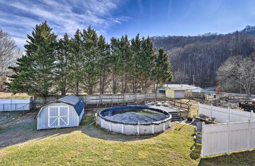 Elizabethton House | Cozy Vacation Rental Home Near Watauga Lake!