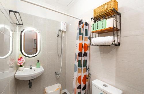 Pallocan Apartment | Cozy Vibes at Unit 104