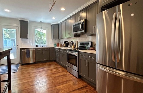 Villa Heights Cottage | Cozy Villa Heights Cottage