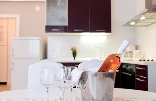 Peracko Blato Villa | Cozy villa in Ploce with shared pool