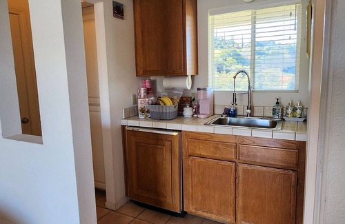 Fallbrook Villa | Cozy villa with bedroom and King Size Bed and WiFi, AC in superb Fallbrook.