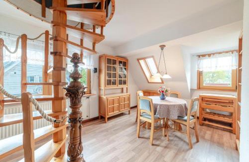 Eller Apartment | Cozy villa with garden, balcony and parking area in Düsseldorf