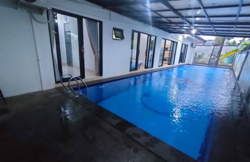 Sawangan Villa | Cozy villa with private pool