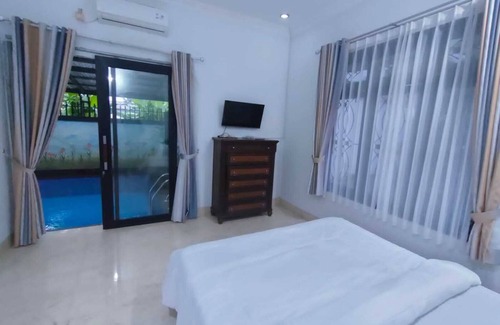 Sawangan Villa | Cozy villa with private pool