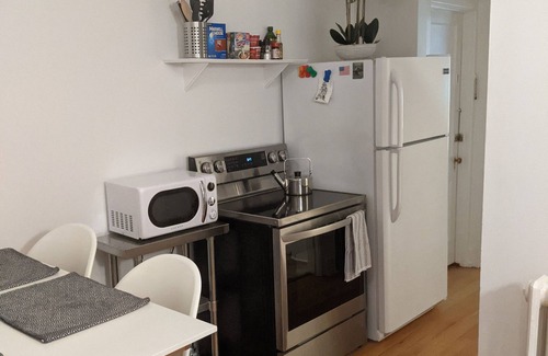 Marquette Apartment | Cozy Village apartment close to all city ammenities!
