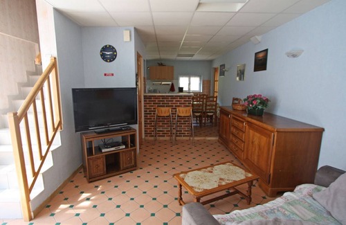 Le Menil Cottage | Cozy Village Retreat with Private Pond, Terrace, and Family Amenities in Le Ménil