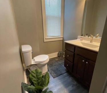 Near South House | Cozy vintage getaway minutes from downtown