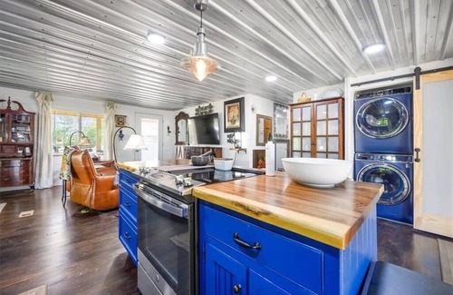 Walhalla Cottage | Cozy Walhalla Cottage at the foothills of the Blue Ridge Mountains.