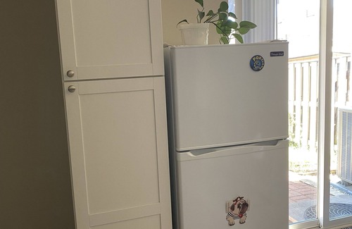Leesburg House | Cozy walkout basement in a quiet townhome with 1 bedroom, 1 parking, wifi