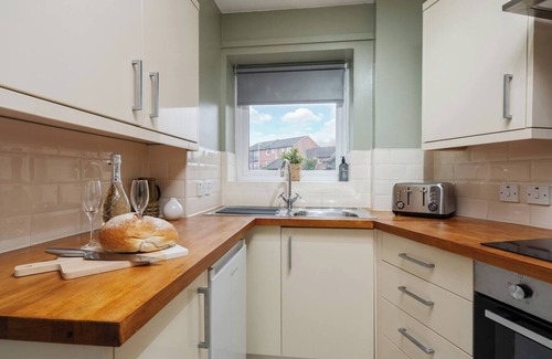 Preston Apartment | Cozy Waterfront Apartment w/Free Parking & Wi-Fi