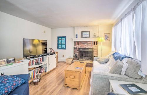 Westport House | Cozy Waterfront Cottage on Montsweag Bay!