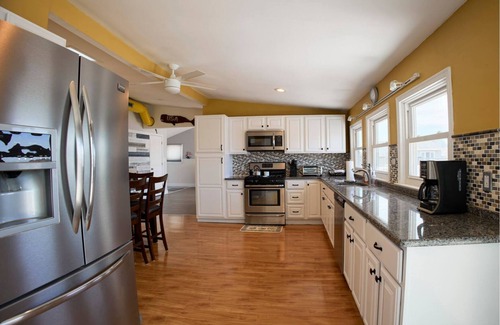 Tuckerton Beach House | Cozy waterfront home in an amazing community with pool and hot tub