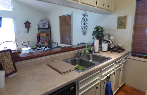Blanchard House | Cozy Waterfront Nestled In A Peaceful Cove Great For Swimming And Fishing +WiFi