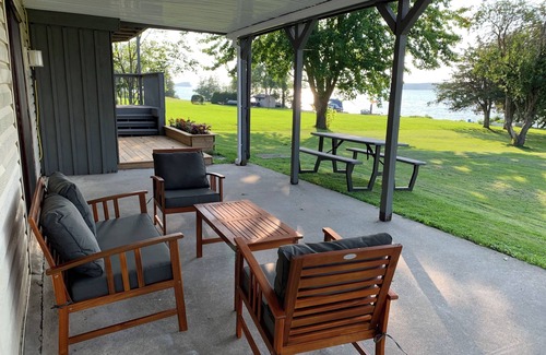 North Port Cottage | Cozy Waterfront Place living. Private boat launch ramp and nice dock