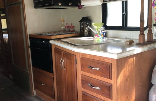 Inverness House | Cozy waterfront RV at Sleepy Hollow Fish Camp