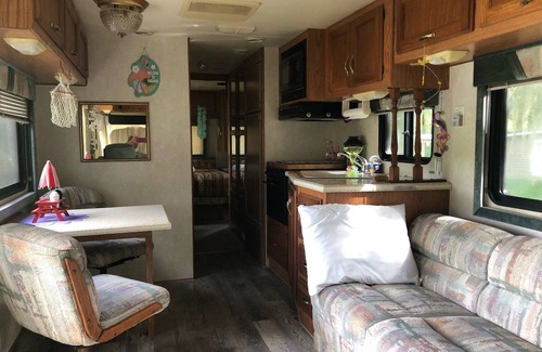 Inverness House | Cozy waterfront RV at Sleepy Hollow Fish Camp