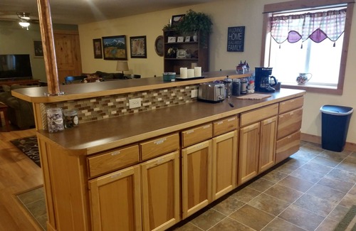 Bozeman Apartment | Cozy Well-Stocked Apartment, 30+ Day minimum stays