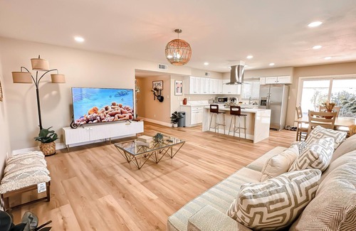 Winchester House | Cozy western retreat house, Las Vegas