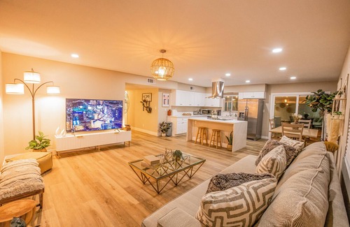Winchester House | Cozy western retreat house, Las Vegas
