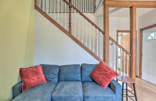 Westmont House | Cozy Westmont Home Walk to Metra Station!