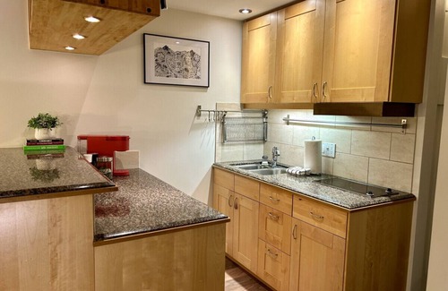 Nordic Estates Apartment | Cozy Whistler Highland Ski Nook