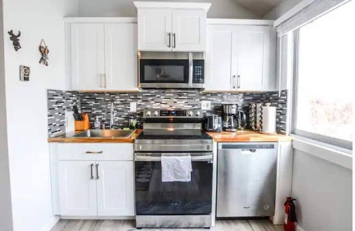 Thornton Apartment | Cozy White Mountain Condo