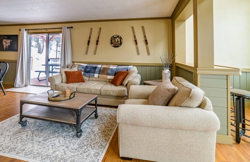 Berlin House | Cozy White Mountain/ JerichoMountain Retreat/3Bdrm/Spacious