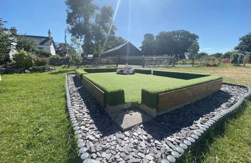 Llanfairpwllgwyngyll Cabin | Cozy Winter Hot Tent With Log Burner, Tv & Hot tub