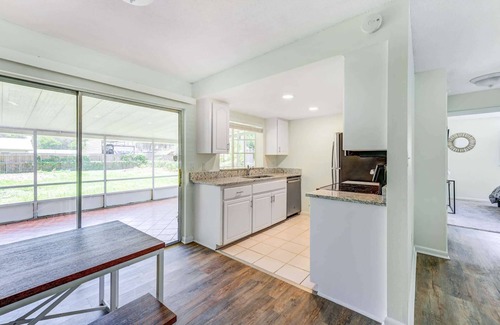 Goldenrod Apartment | Cozy Winter Park 2BR with Garden & Full Kitchen