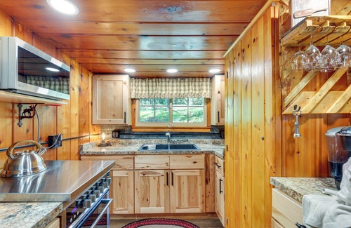 St Germain Cabin | Cozy Wisconsin Getaway w/Dock & Lake Access!