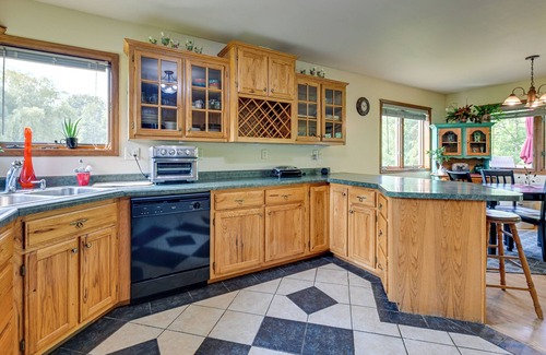 Hannibal House | Cozy Wisconsin Retreat w/Deck, Grill & Fire Pit!