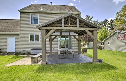 Wisconsin Rapids House | Cozy Wisconsin Springs Home Less Than 2 Mi to Dtwn!